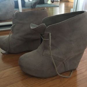 Steve Madden size 8 heels